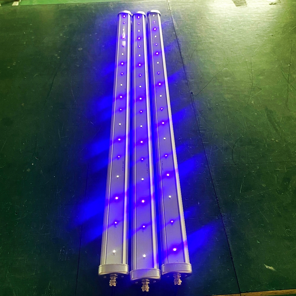 Luz de cultivo LED lineal impermeable de 100w para plantas en maceta